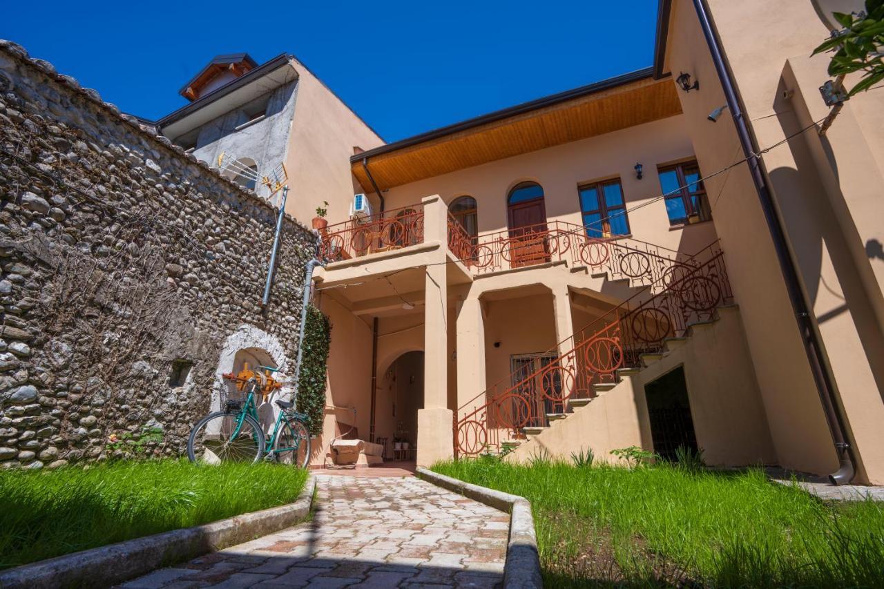 Art Rooms Gjuhadol Shkodër Esterno foto