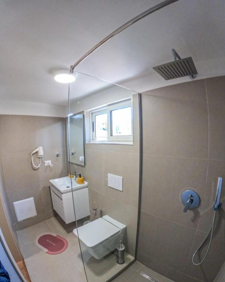 Art Rooms Gjuhadol Shkodër Esterno foto