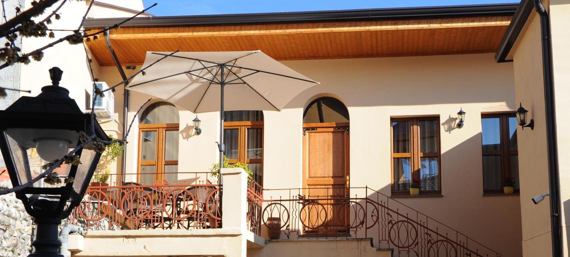 Art Rooms Gjuhadol Shkodër Esterno foto